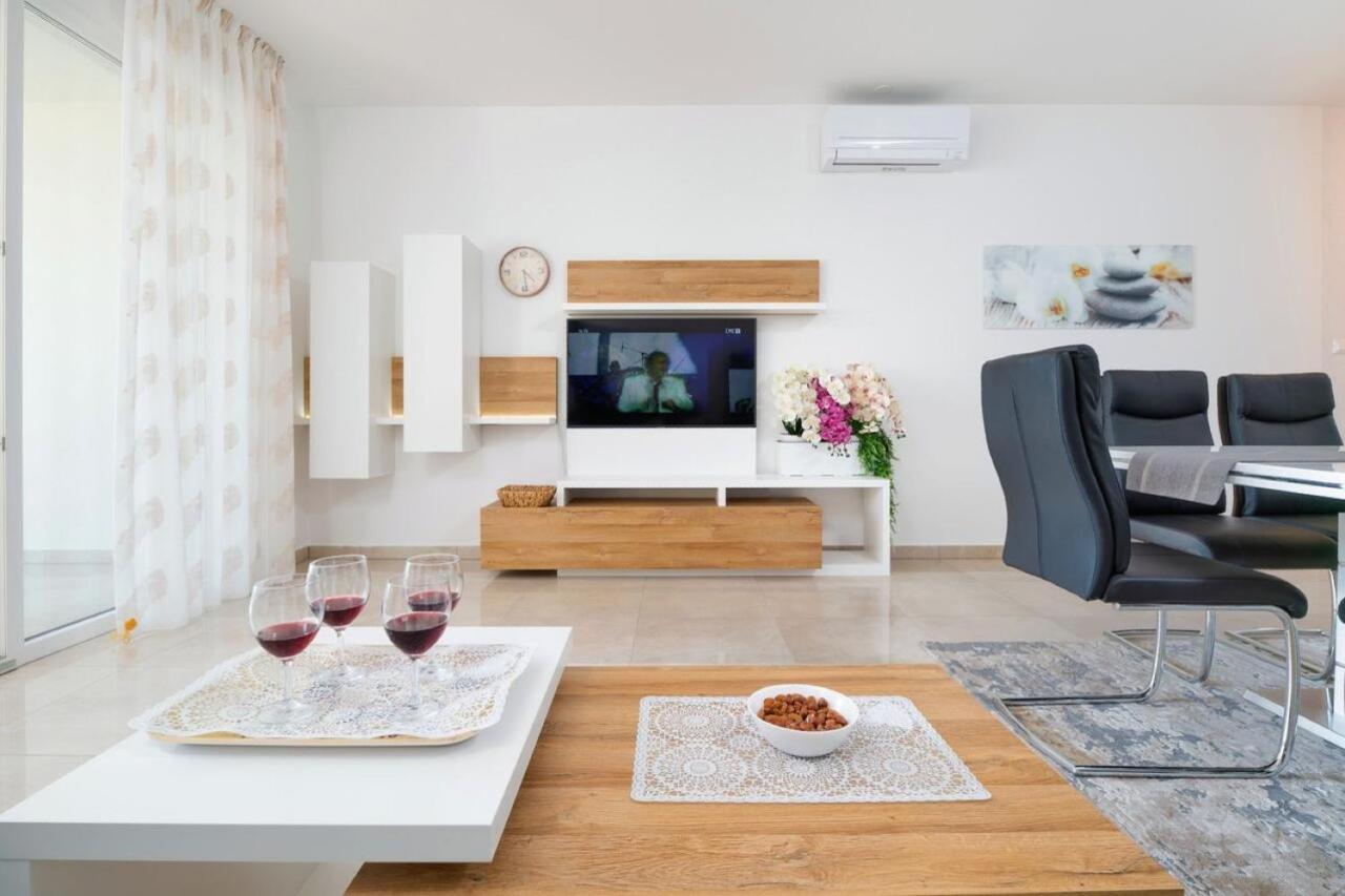 Sea View Apartment Ema Split Exterior foto